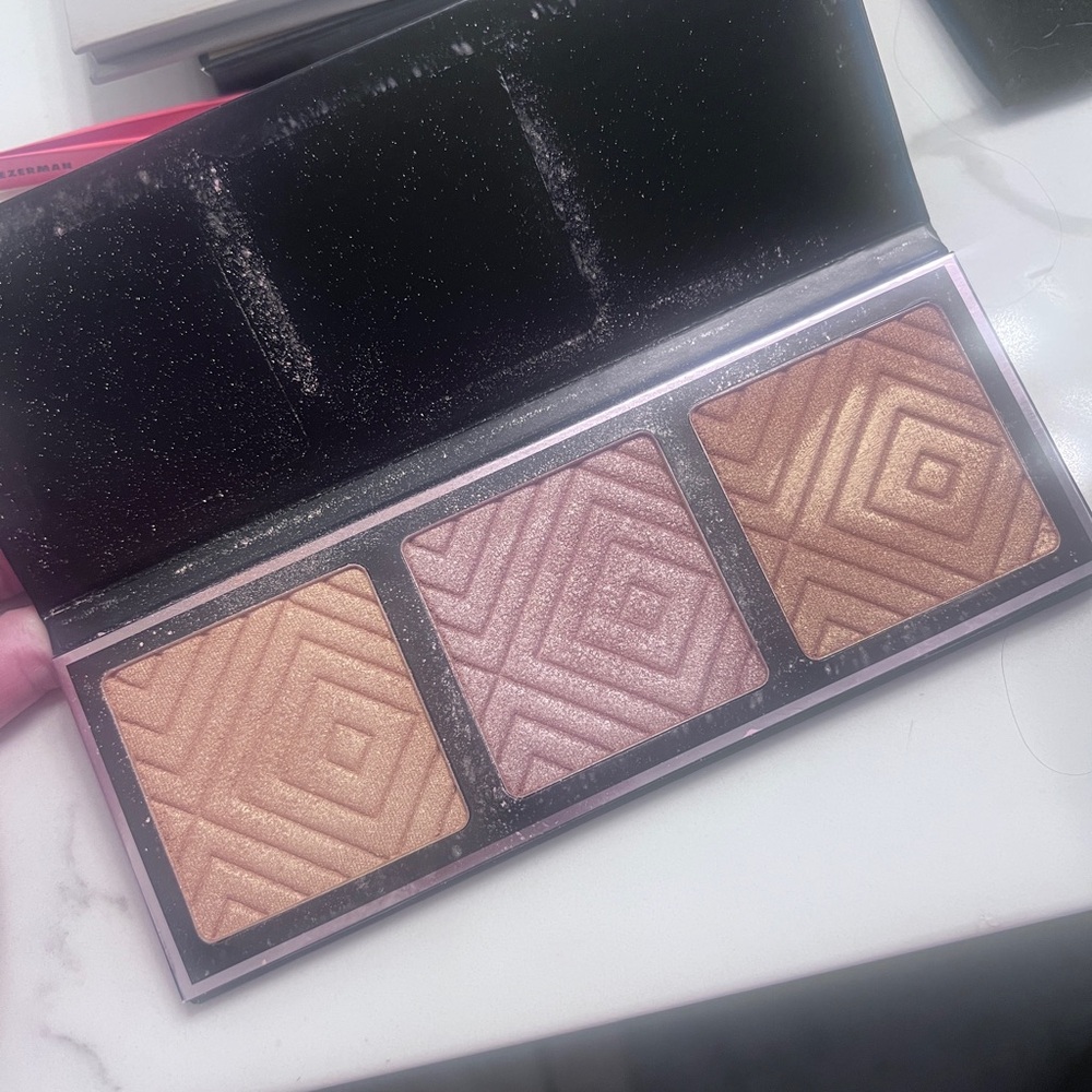 Makeup Geek Pink and Gold Highlighter Palette